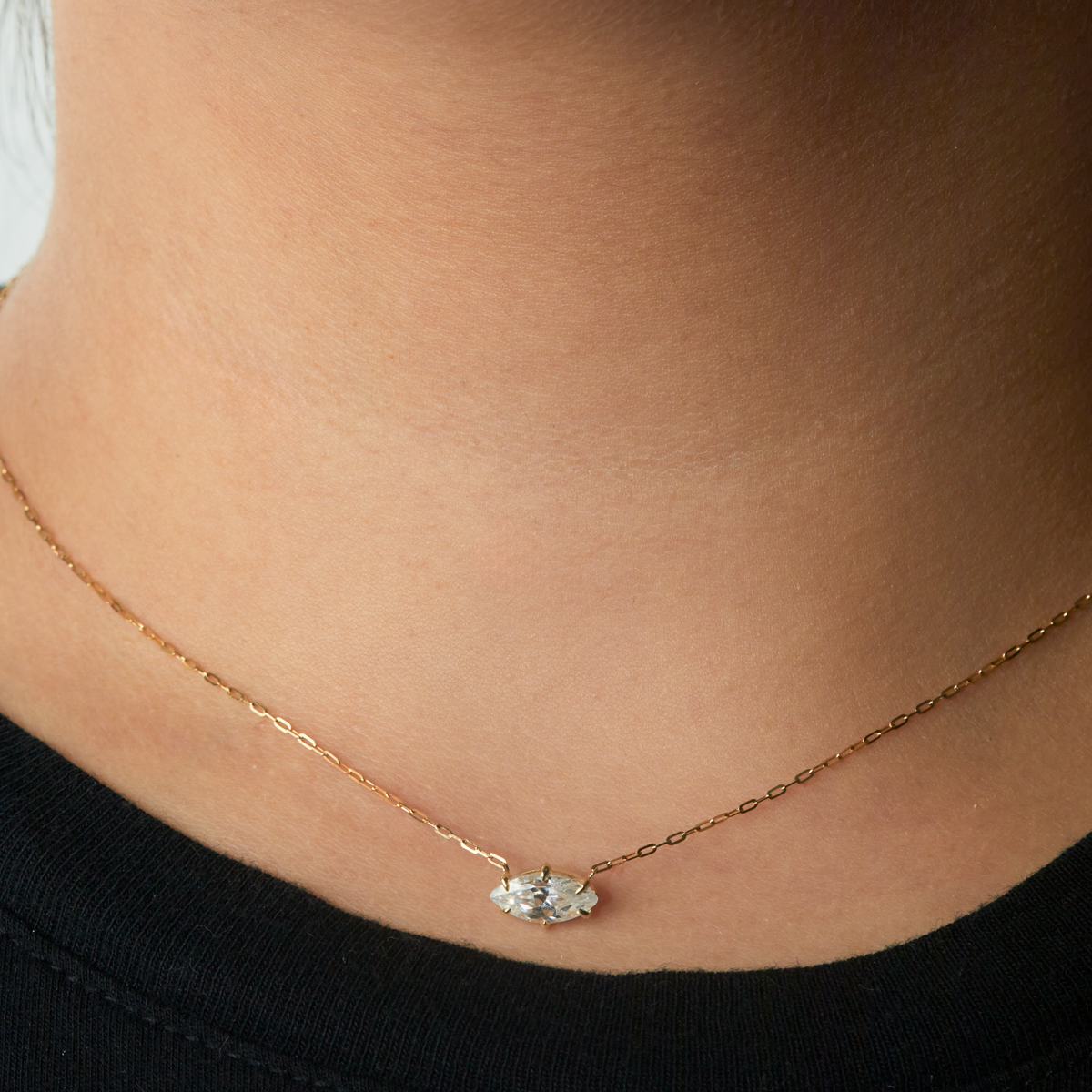 Pendentif en diamant marquise